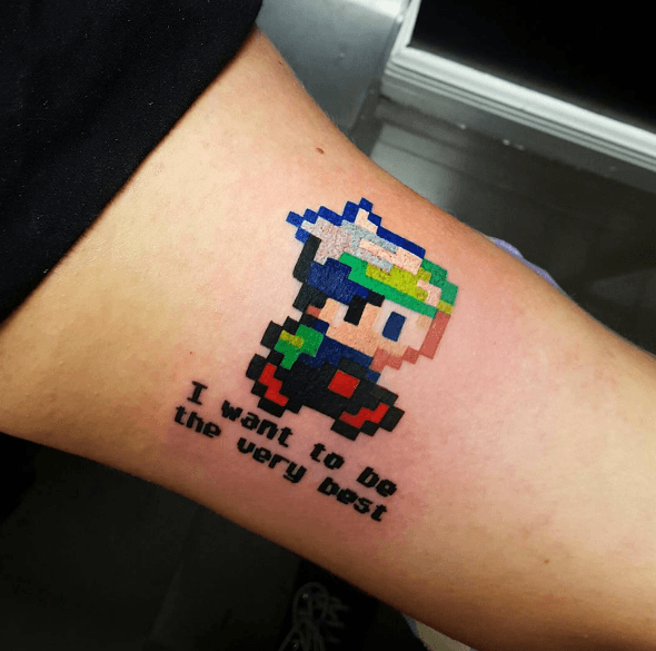 Tatouage pixel bras Pokemon