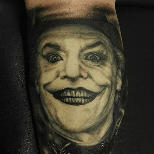 Tatouage Joker bras black and grey Jack Nicholson
