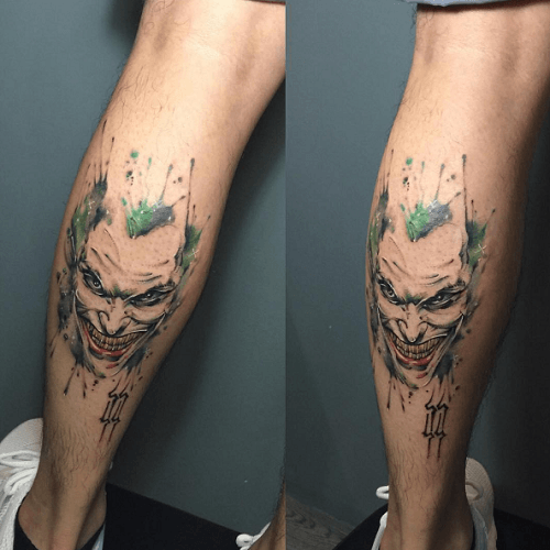 Tatouage Joker mollet aquarelle