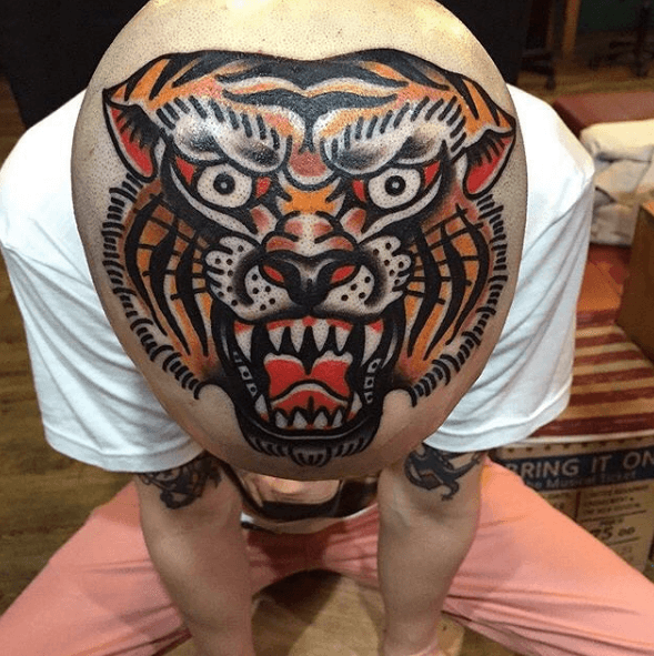 Tatouage tête tigre