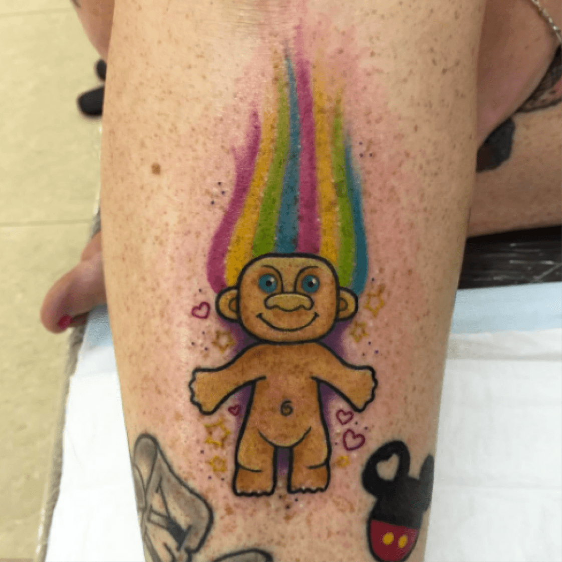 Tatouage annees 90 magic troll