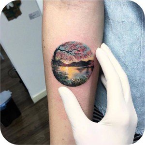 Tatouage discret paysage