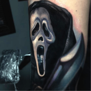 Tatouage scream annees 90