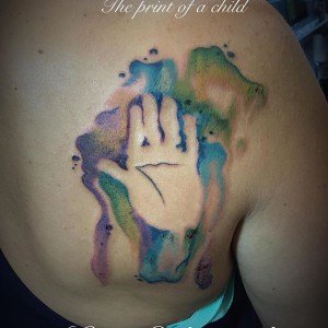 tatouage empreinte enfant