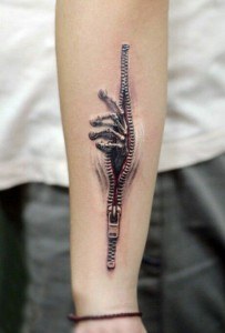 tatouage avant bras fermeture