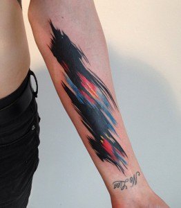 tatouage peinture avant bras