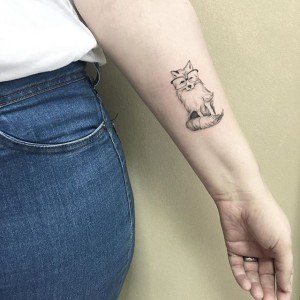 tatouage chien fin