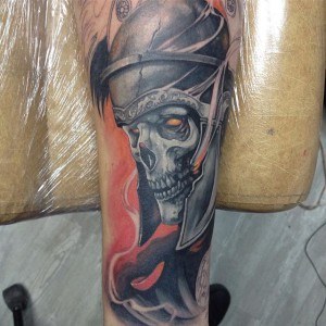 tatouage crâne russe