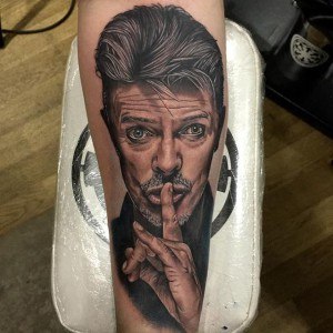 tatouage David Bowie star