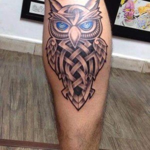 tatouage hibou celtique