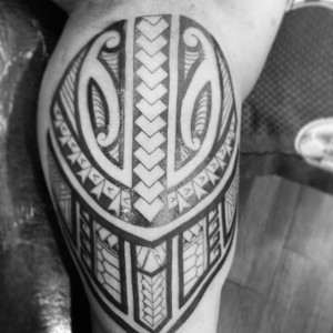 tatouage homme ethnique