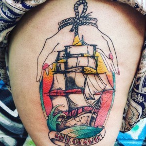 tatouage main bateau