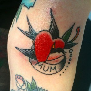 tatouage coeur maman