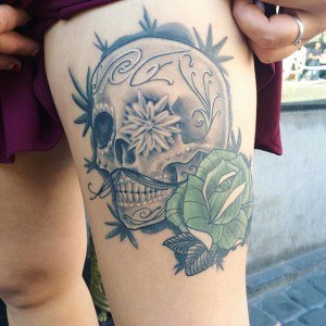 tatouage crane rose mexicain