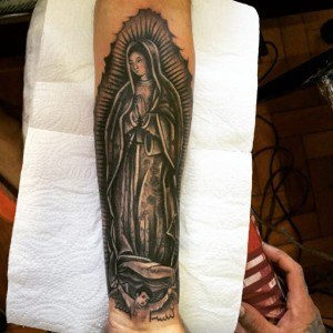 tatouage vierge mexicain