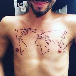tatouage monde carte
