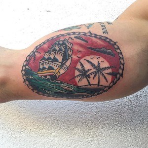 tatouage paysage bateau