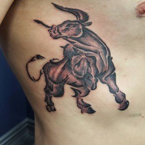tatouage danse taureau