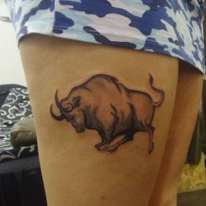 tatouage torero taureau