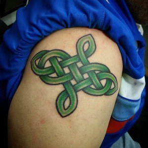 tatouage vert celtique
