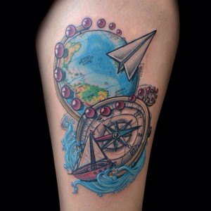 tatouage boussole voyage