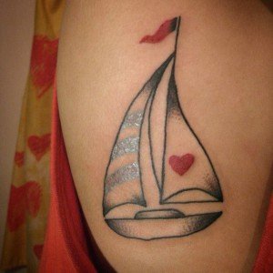 tatouage voile voyage