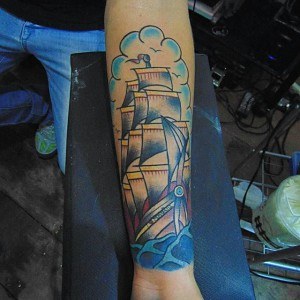 tatouage bateau voyage