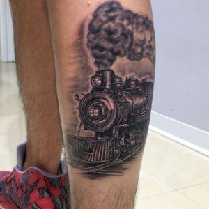 tatouage train voyage