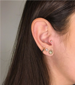 TRAGUS PIERCING