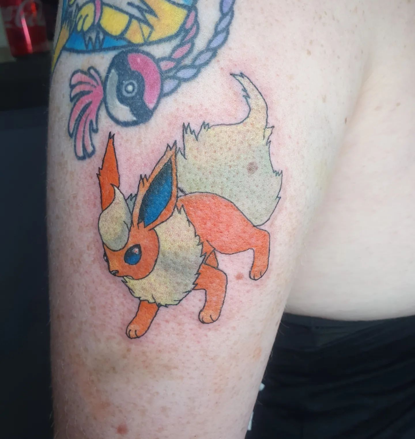 Tatouage Evoli, le pokemon multiforme - TattooMe - Le Meilleur du Tatouage
